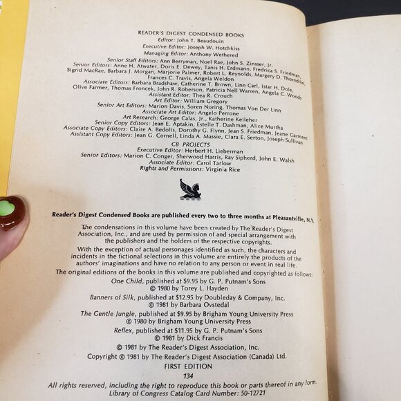 2 Beautiful Orange and lime Green Readers Digest Vintage HB Books Riser Decor - Picture 4 of 7